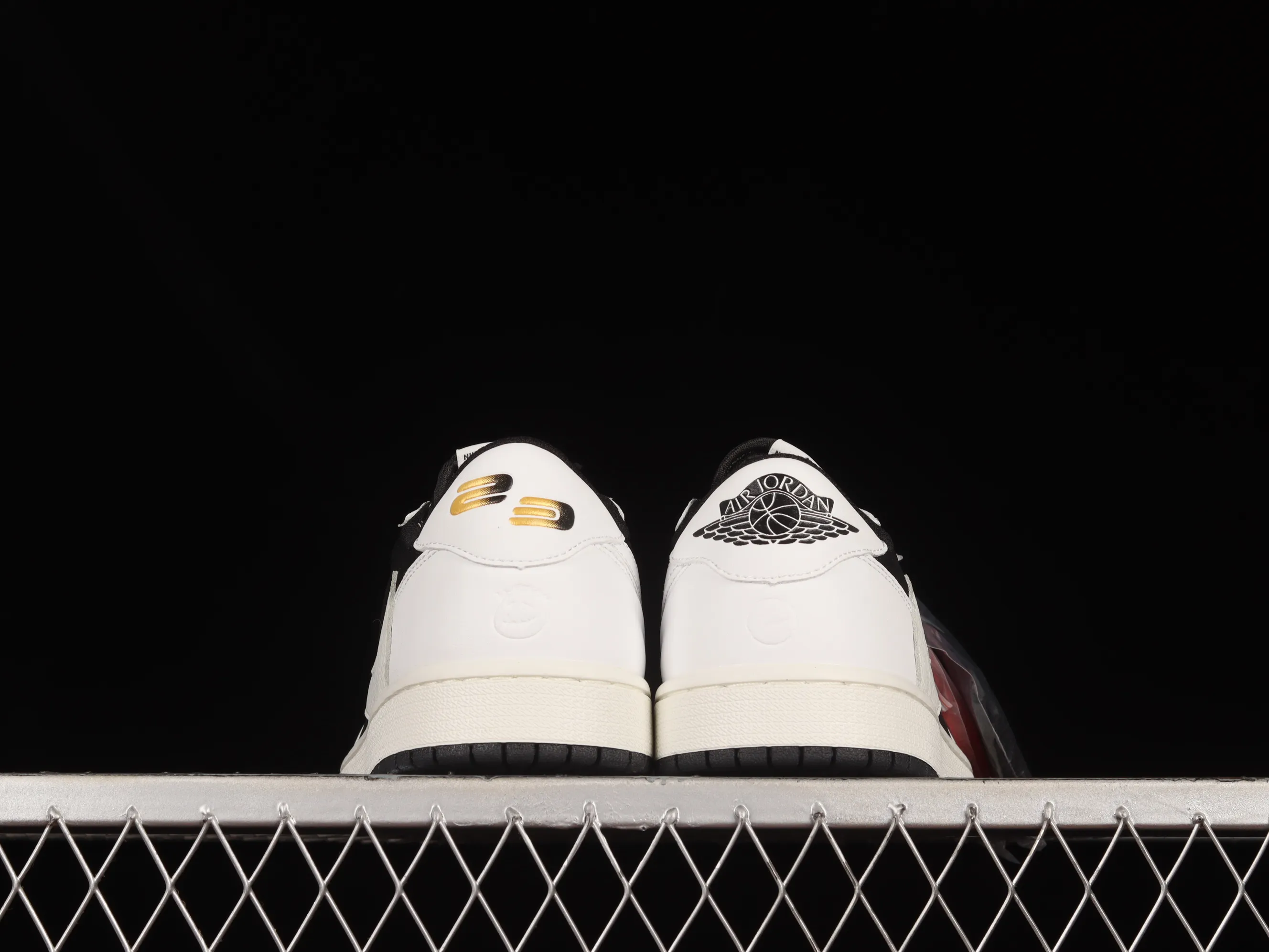 All Categories Air Jordan Jordan Series Basketball Shoes Air Jordan 1 Low Travis Scott x Jordan 1 Low AJ 1 OG Barb Anti-Hook Ghostface Low CQ4277-311